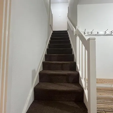 2 Bed Flat With Easy Access To Excel, Central London, City Airport, O2 Apartment